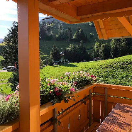 Buecheler Og Apartmán *